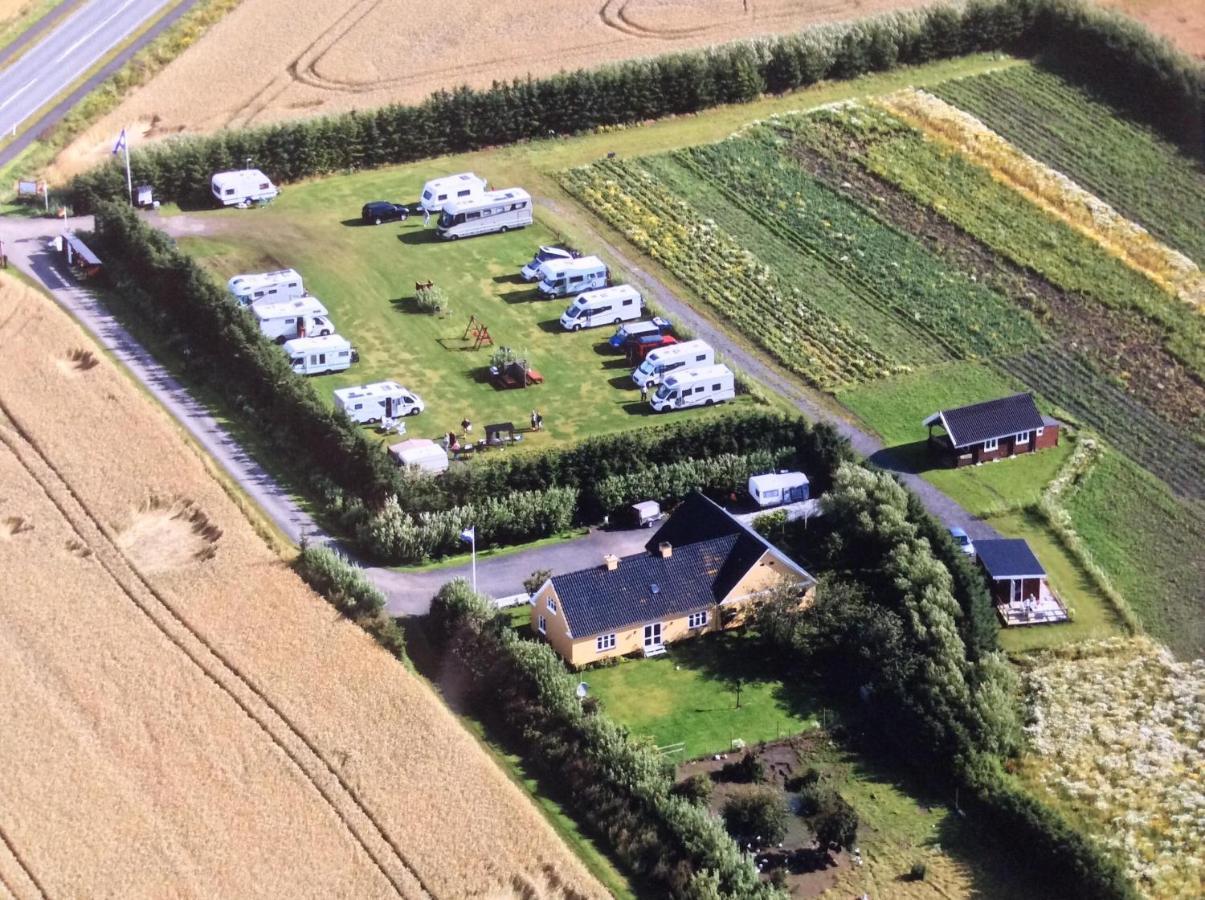 Hotel Tommys Bondegards Ferie Løkken Esterno foto